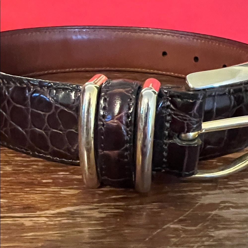 Vintage Bachrach  Dark Brown Croc-Embossed Leather Belt with Gold Buckle - Picture 3 of 9